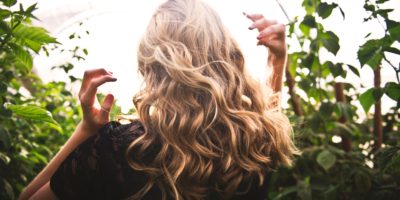 proteger el pelo en verano